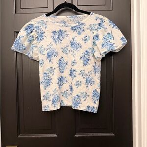 Floral Blue and White Puff Sleeve Linen Top